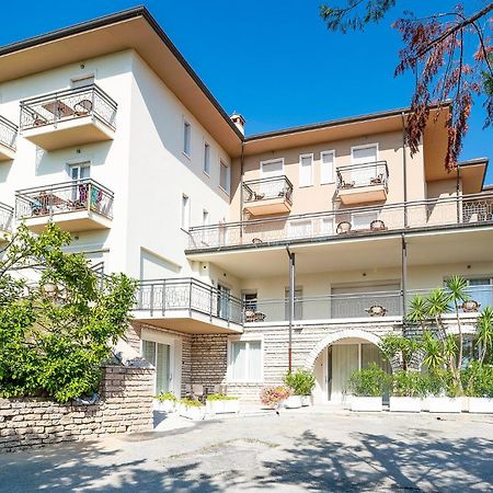 Residenza Panorama Aparthotel Costermano Exteriör bild