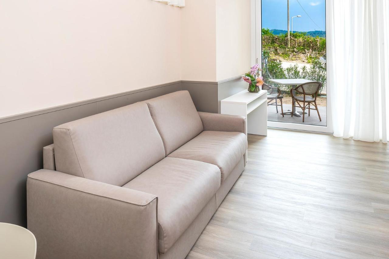 Residenza Panorama Aparthotel Costermano Exteriör bild