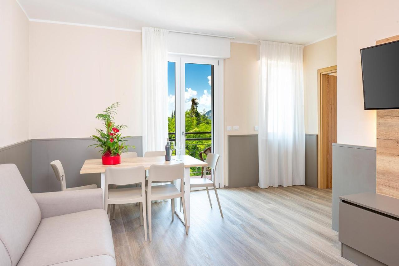 Residenza Panorama Aparthotel Costermano Exteriör bild