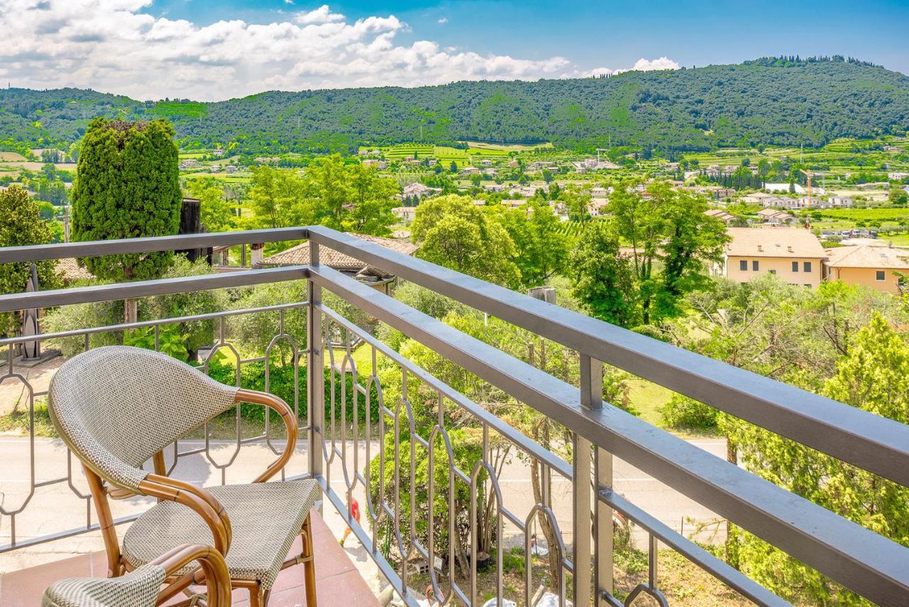 Residenza Panorama Aparthotel Costermano Exteriör bild