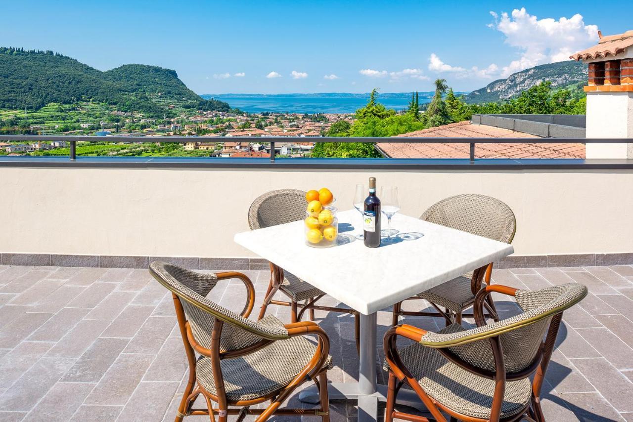 Residenza Panorama Aparthotel Costermano Exteriör bild