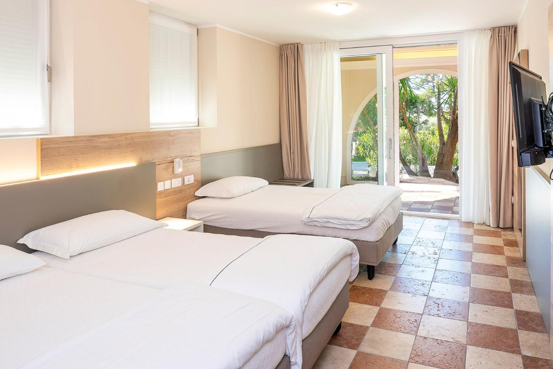 Residenza Panorama Aparthotel Costermano Exteriör bild